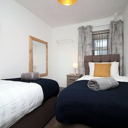 City Centre, Parking, Smart Tv'S In All Rooms Swansea Exterior foto